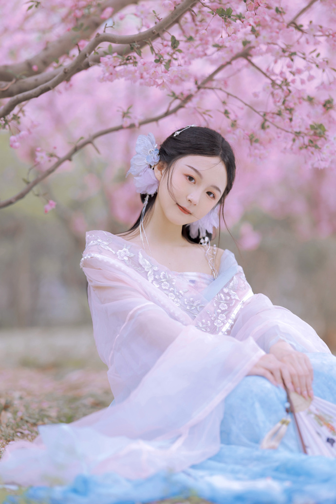 龙与雀斑公主 剧照